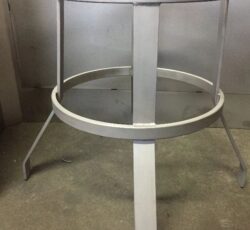 Table Post Metal